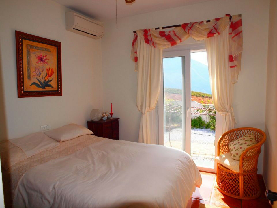 Detached Villa Alcaucín Málaga - image 12