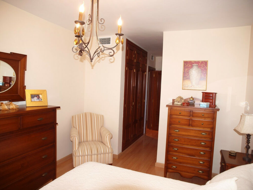 Middle Floor Apartment Torre del Mar Málaga - image 12