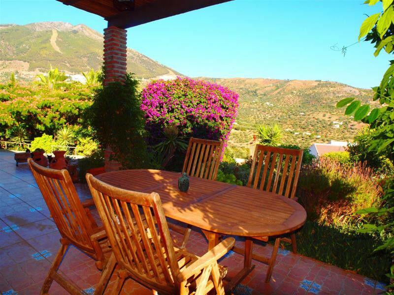 Detached Villa Alcaucín Málaga - image 12