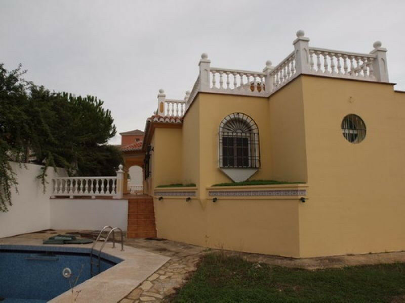 Detached Villa Torre del Mar Málaga - image 12