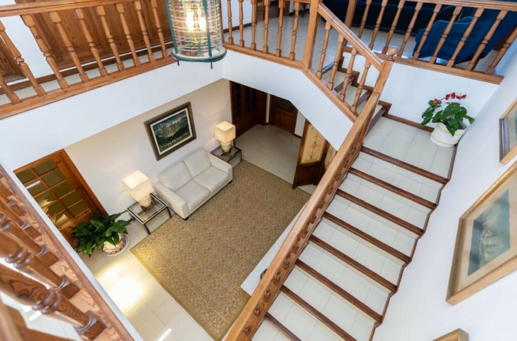 Detached Villa Marbella Málaga - image 12