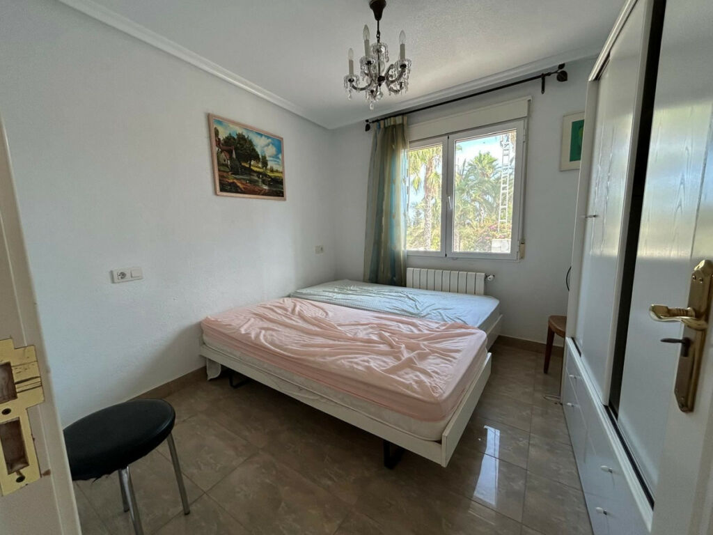 Detached Villa La Marina Alicante - image 12
