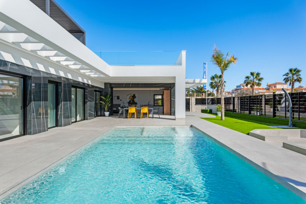 Detached Villa Algorfa Alicante - image 12