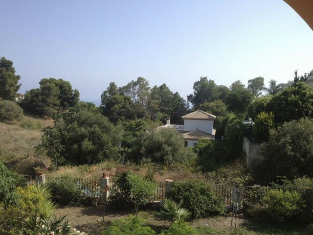 Detached Villa Lagos Málaga - image 12