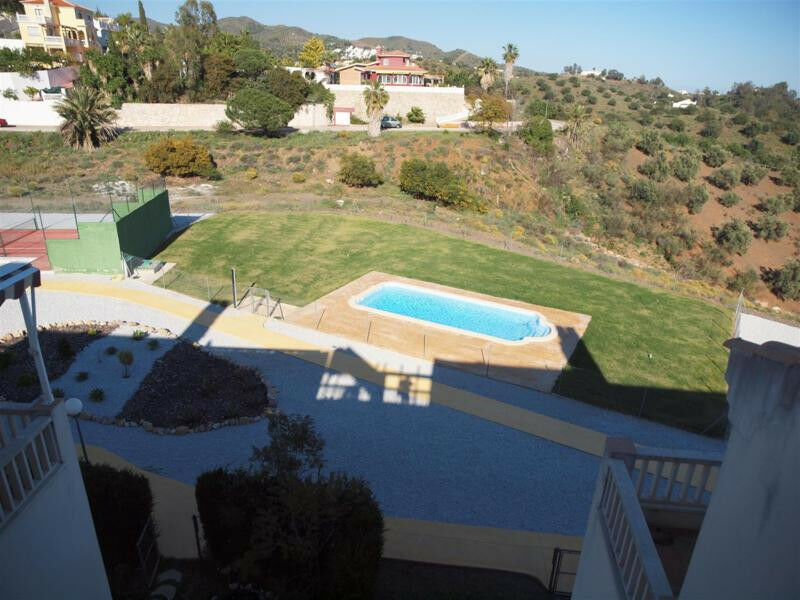 Detached Villa Benagalbon Málaga - image 13