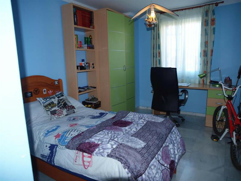 Ground Floor Apartment Almayate Málaga - image 13