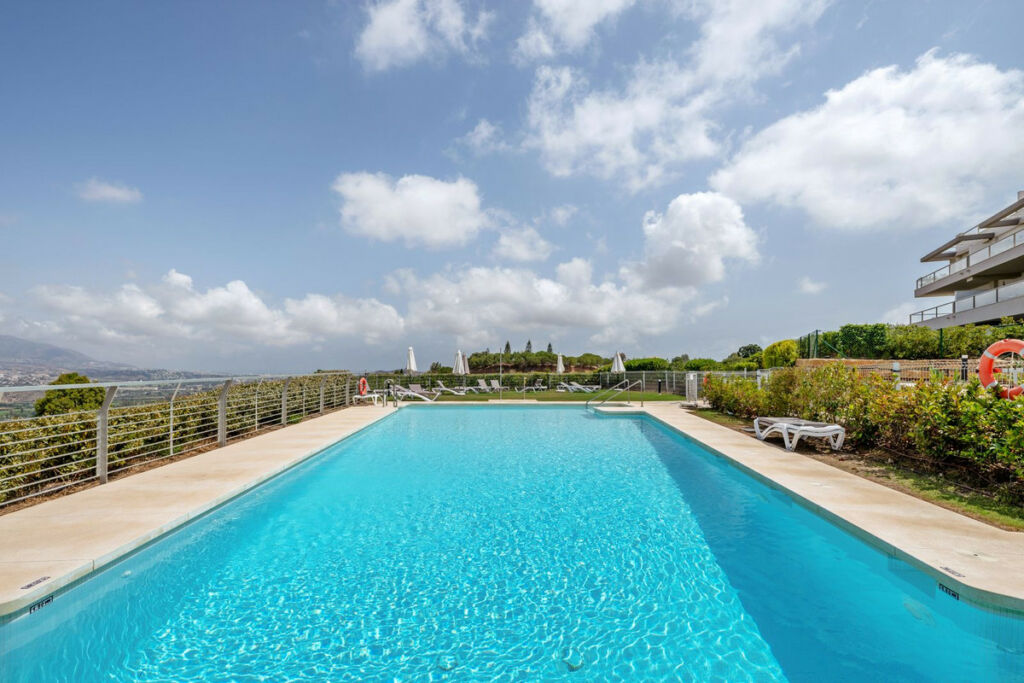 Middle Floor Apartment La Cala Golf Málaga - image 14
