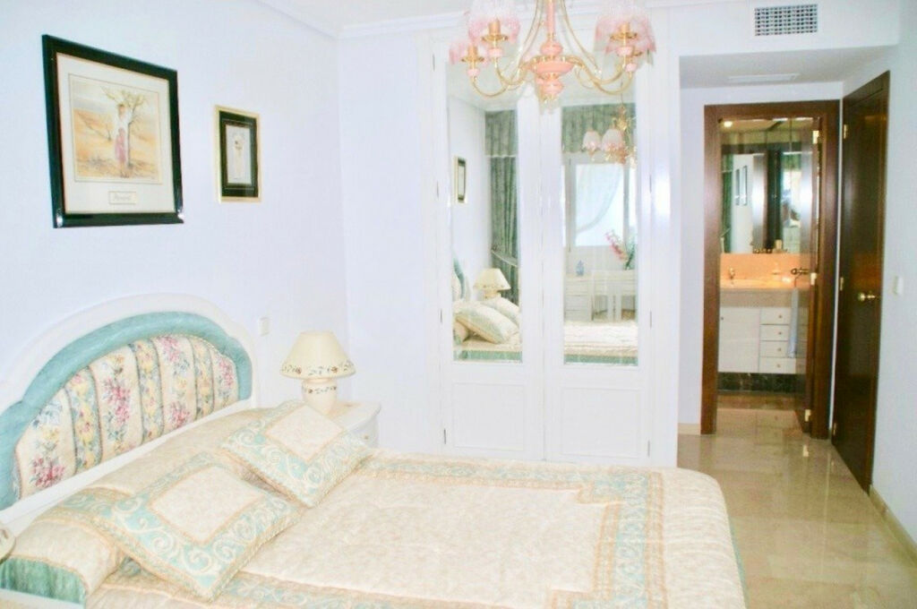 Ground Floor Apartment Benidorm Alicante - image 11