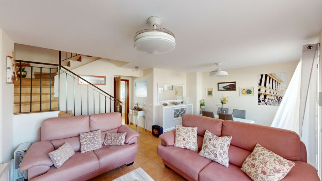 Semi-Detached House Almayate Málaga - image 13