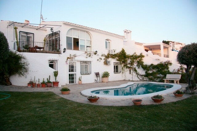 Detached Villa Nerja Málaga - image 13