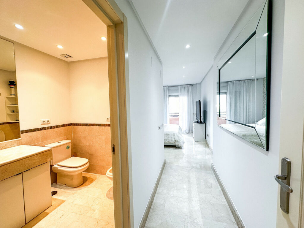 Ground Floor Apartment Cancelada Málaga - image 13