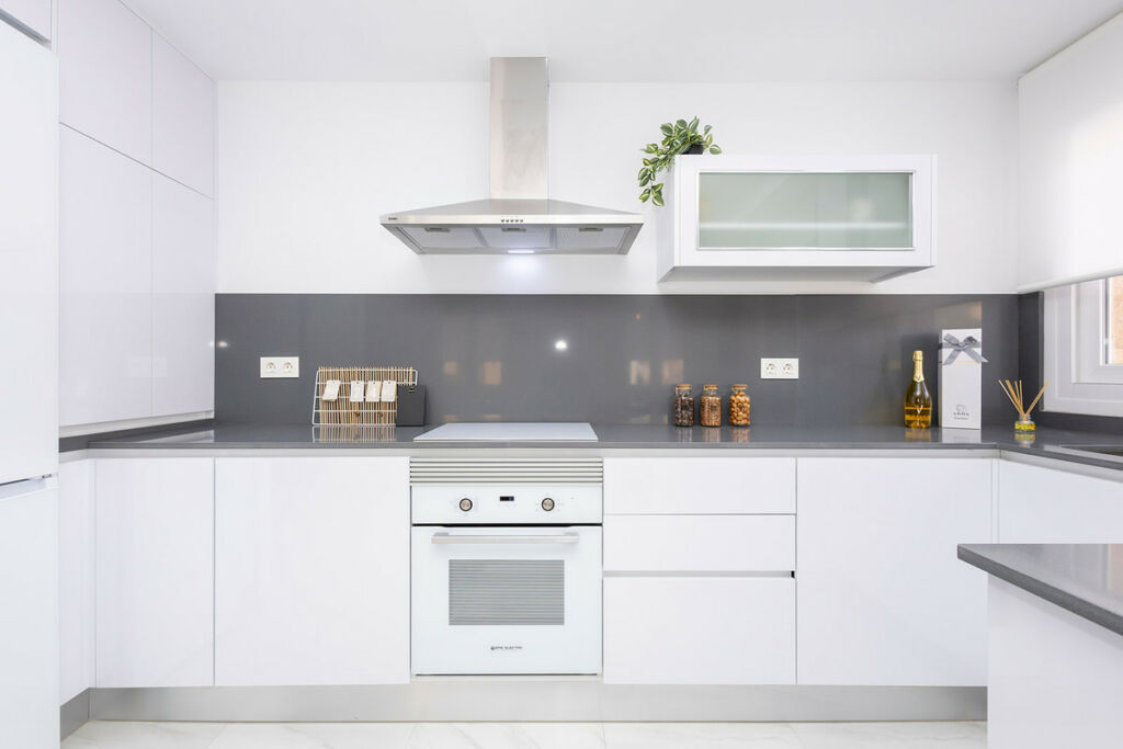 Middle Floor Apartment Jacarilla Alicante - image 13