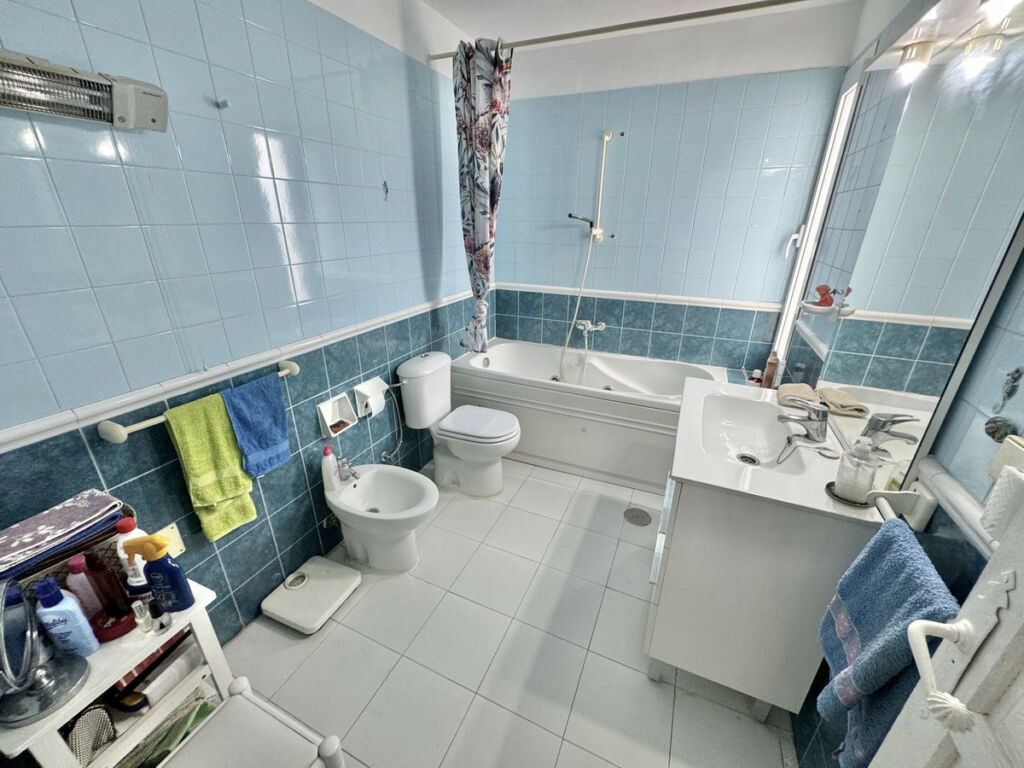 Detached Villa Calahonda Málaga - image 13