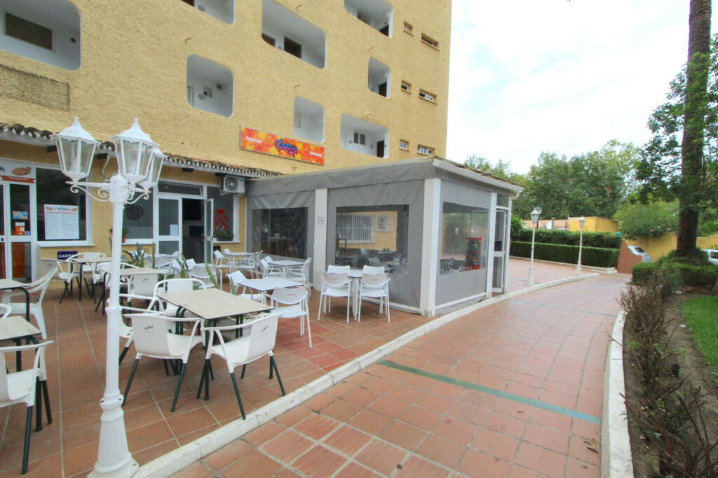 Bar Marbesa Málaga - image 13