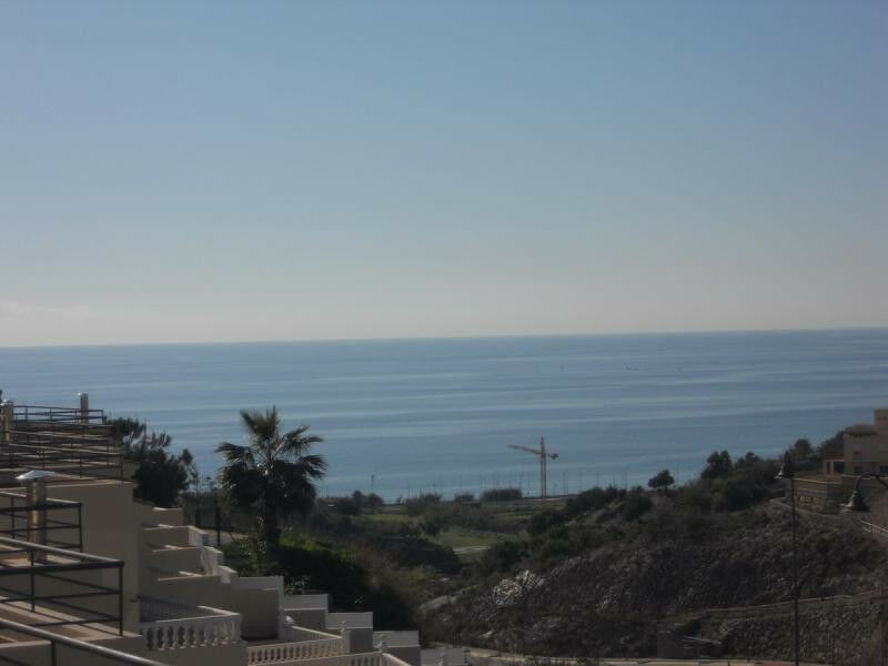 Townhouse Valle-Niza Málaga - image 13