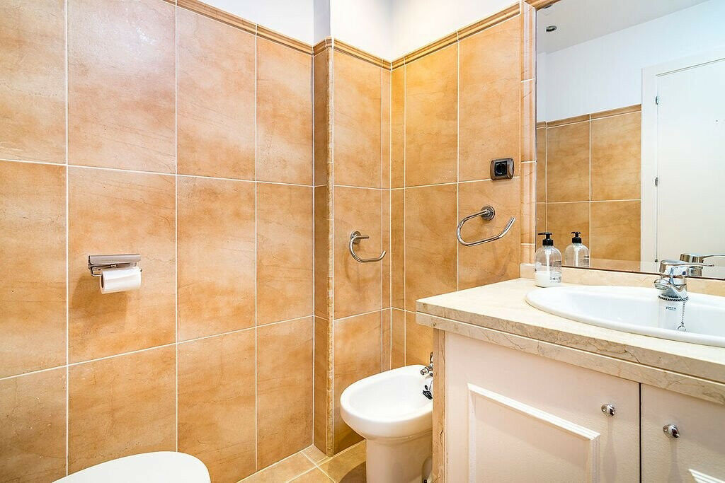 Ground Floor Apartment Casares Málaga - image 13