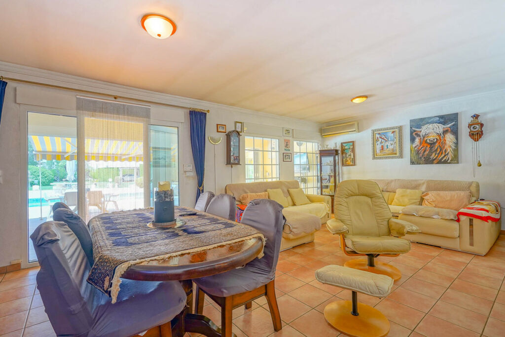 Detached Villa Els Poblets Alicante - image 13