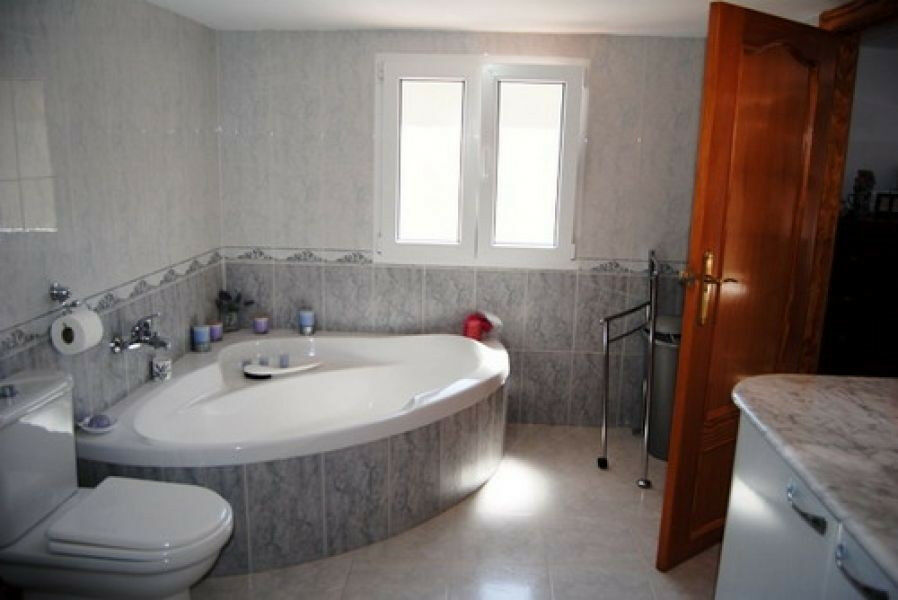 Detached Villa Canillas de Albaida Málaga - image 13