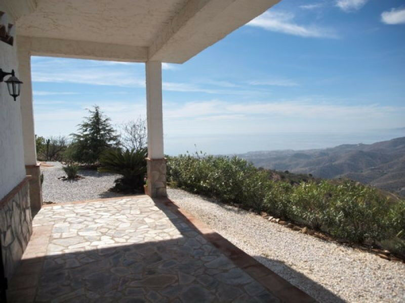 Detached Villa Moclinejo Málaga - image 14