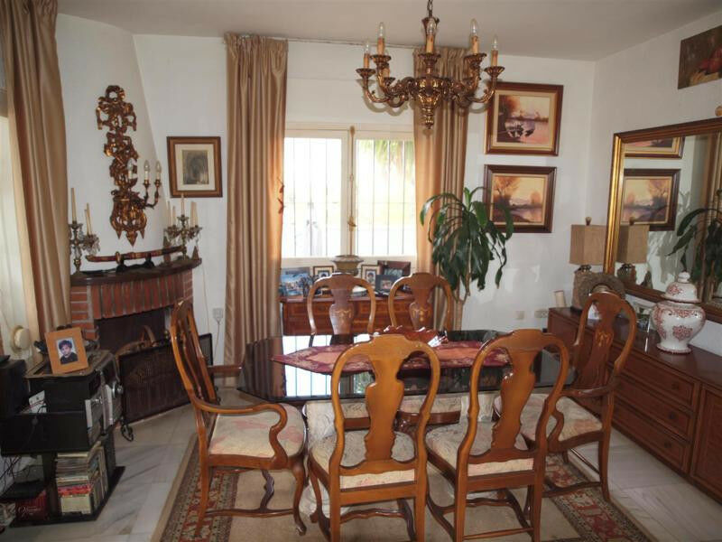 Detached Villa Benagalbon Málaga - image 14
