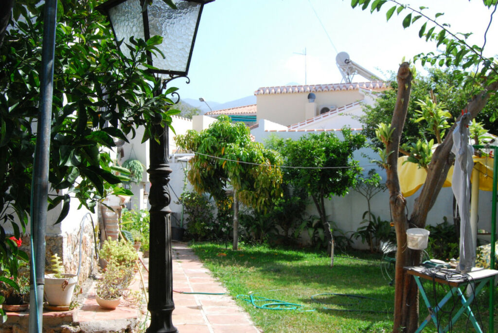Detached Villa Nerja Málaga - image 4