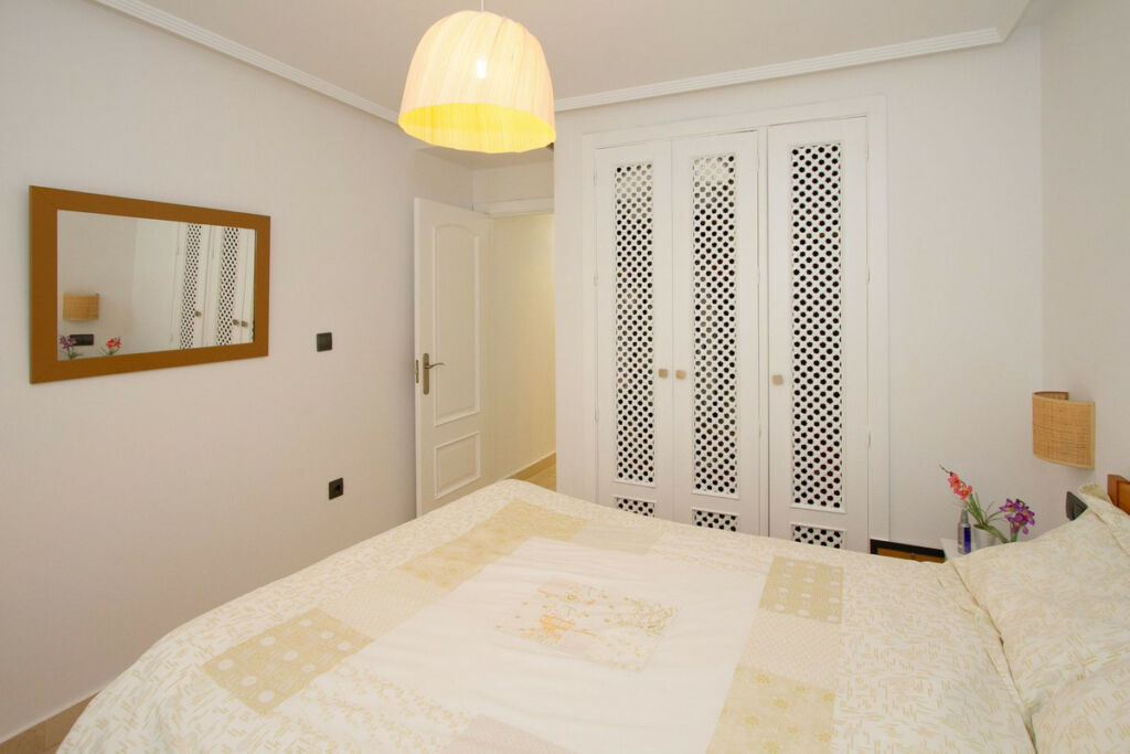 Middle Floor Apartment La Mairena Málaga - image 14