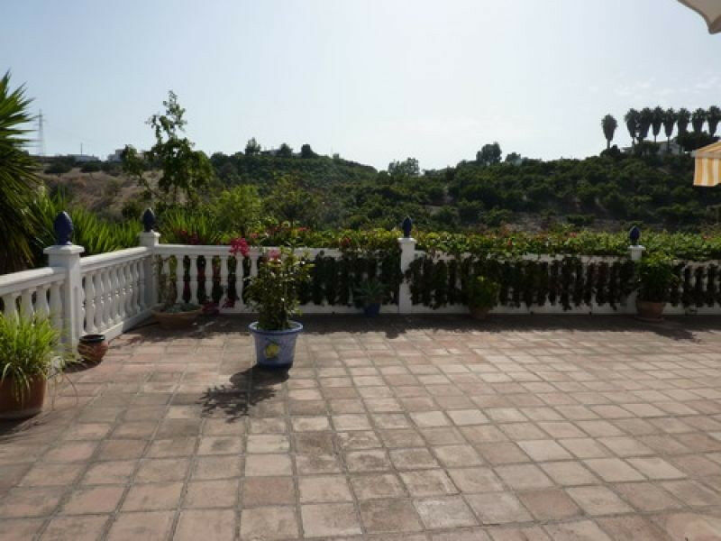 Detached Villa Almayate Málaga - image 14