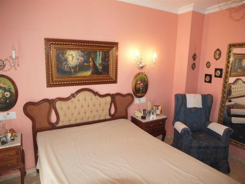 Townhouse Torre del Mar Málaga - image 14