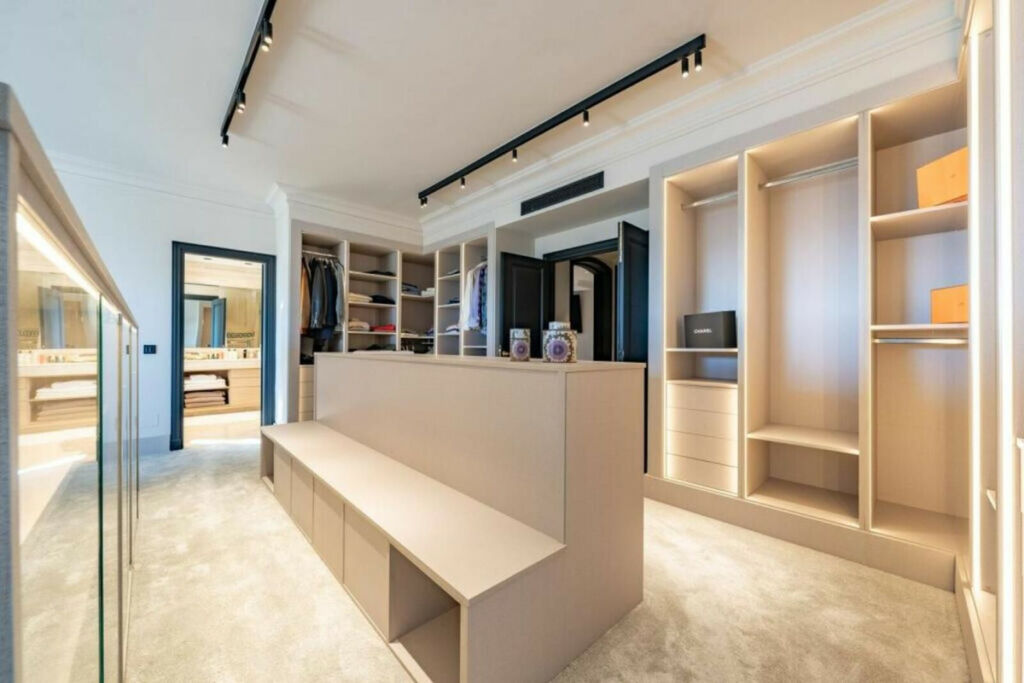 Penthouse Sierra Blanca Málaga - image 14