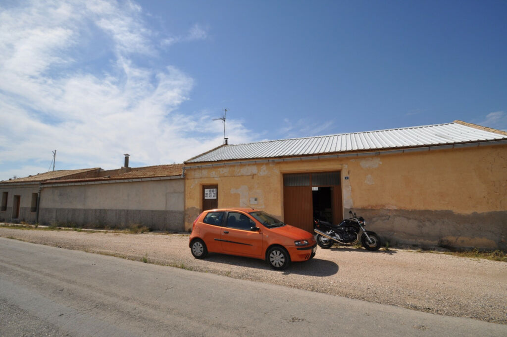 Finca - Cortijo Pinoso Alicante - image 14