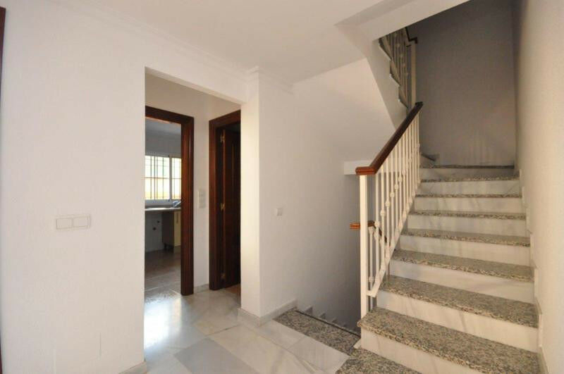 Townhouse Torre del Mar Málaga - image 14
