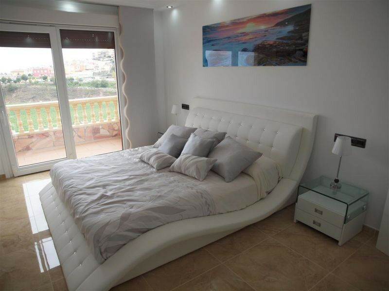 Detached Villa Torre del Mar Málaga - image 14