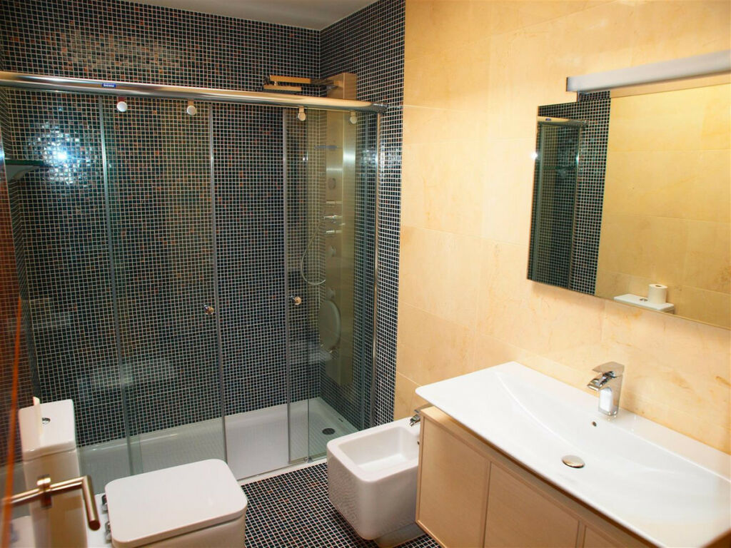 Penthouse Torre del Mar Málaga - image 14