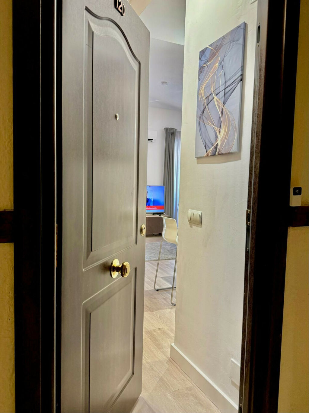 Middle Floor Apartment Calahonda Málaga - image 15