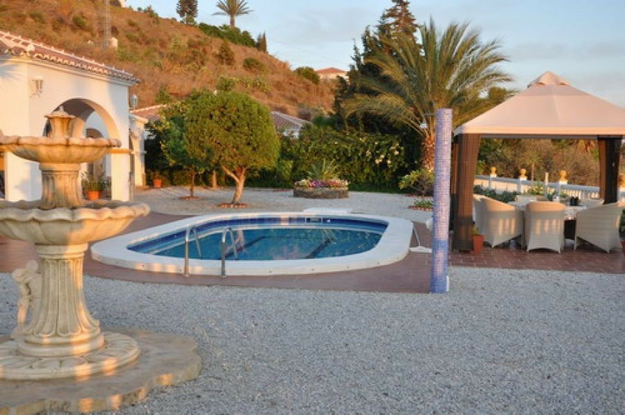 Detached Villa Torrox Málaga - image 15
