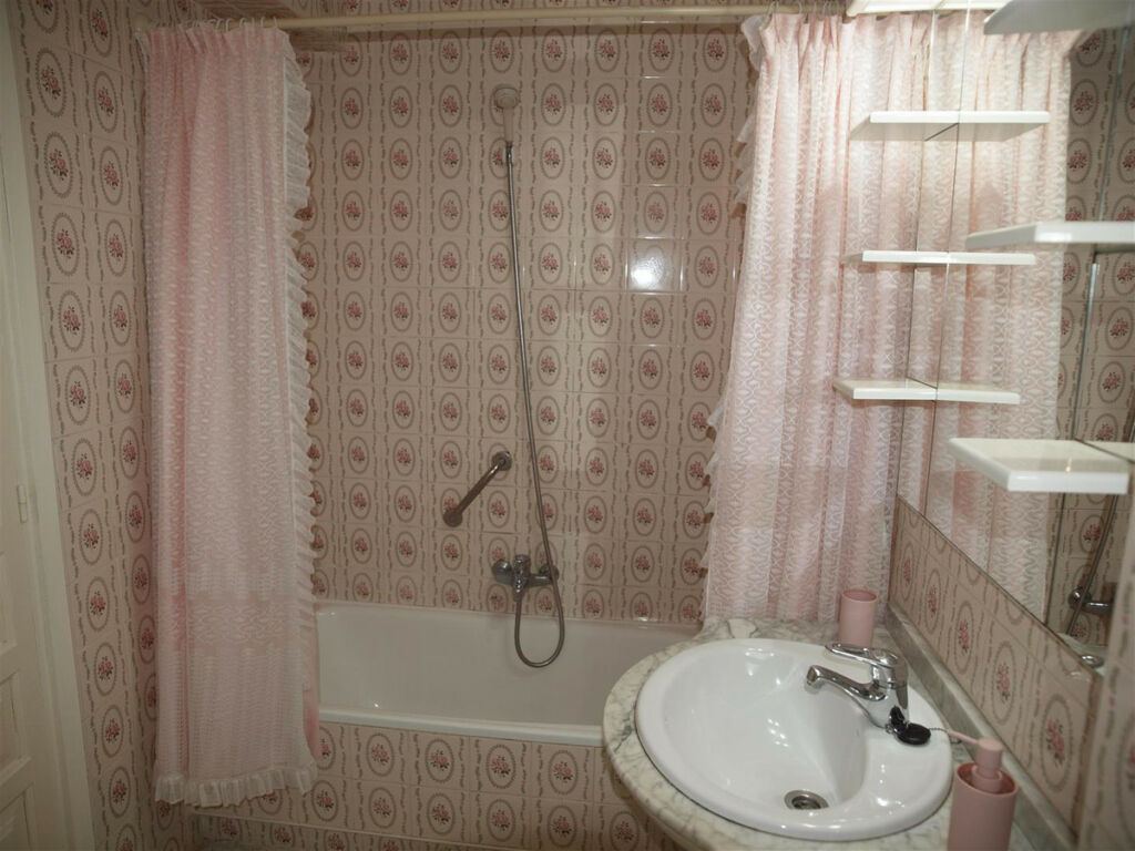 Middle Floor Apartment Algarrobo Málaga - image 15