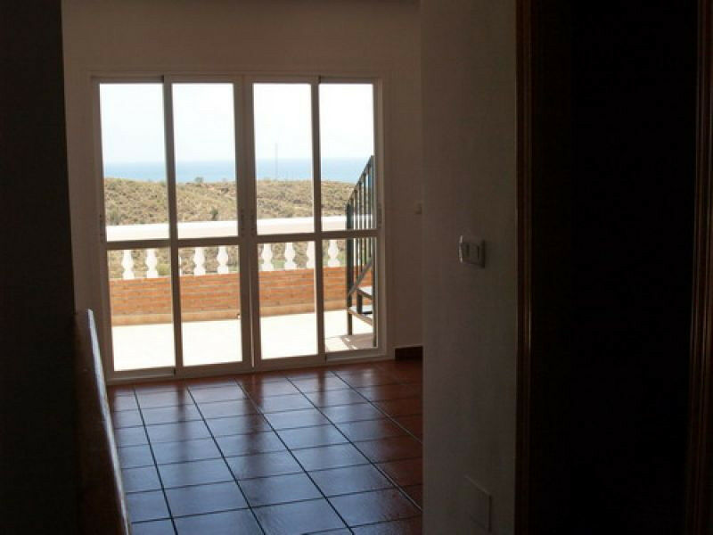 Semi-Detached House Benajarafe Málaga - image 15