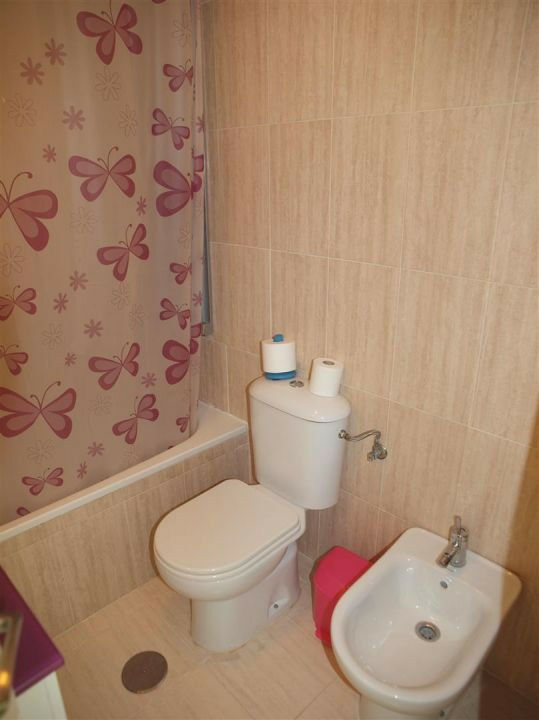 Semi-Detached House Benajarafe Málaga - image 15