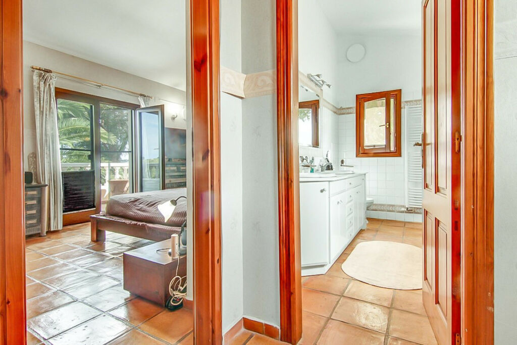 Detached Villa Benissa Alicante - image 15
