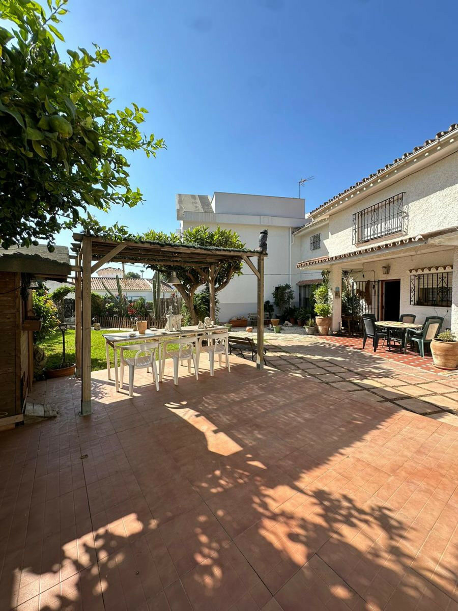 Townhouse Benalmadena Málaga - image 15