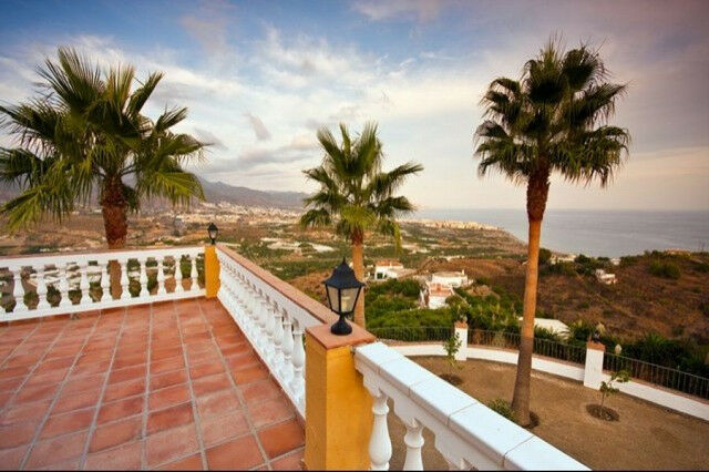 Detached Villa Nerja Málaga - image 15