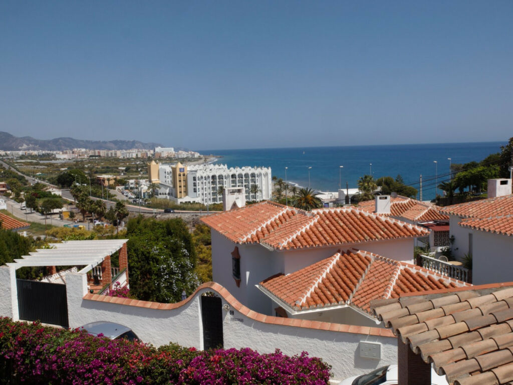 Detached Villa Nerja Málaga - image 15