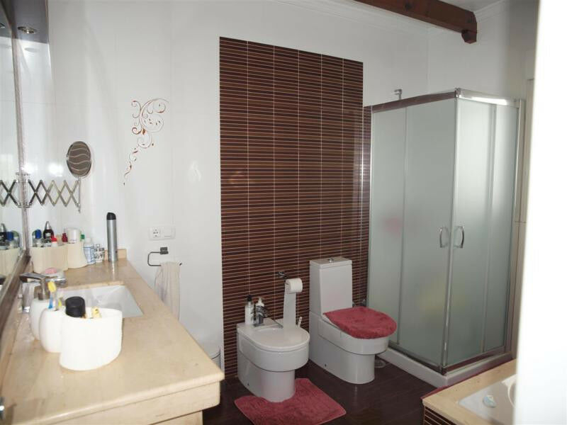 Detached Villa Benajarafe Málaga - image 15