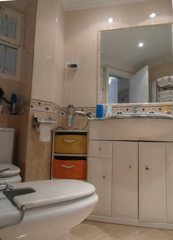Middle Floor Apartment Torre del Mar Málaga - image 15