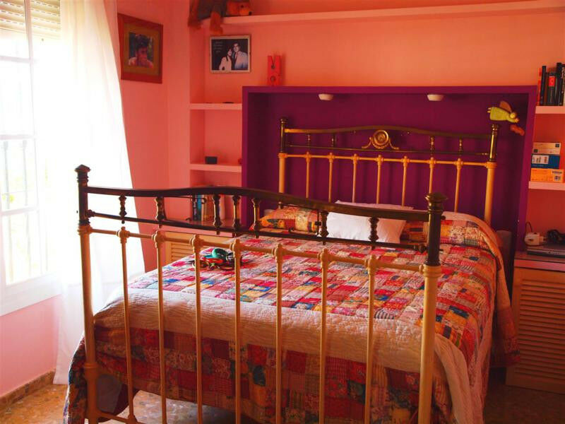 Detached Villa Benajarafe Málaga - image 15