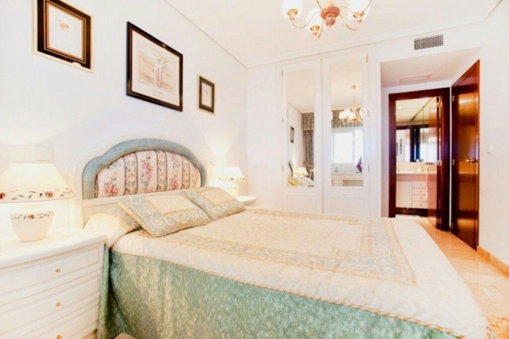 Ground Floor Apartment Benidorm Alicante - image 13