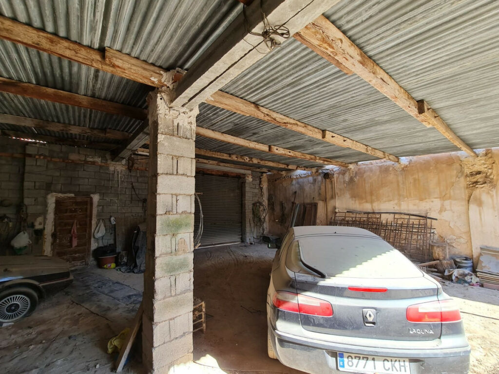 Land Pinoso Alicante - image 15
