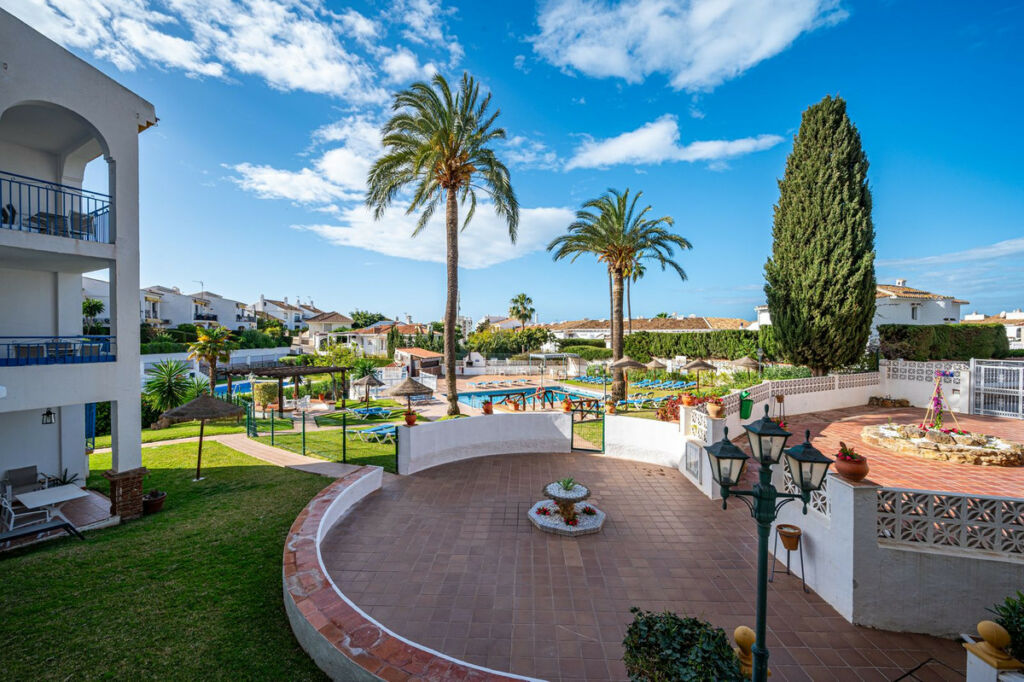 Ground Floor Apartment Riviera del Sol Málaga - image 12