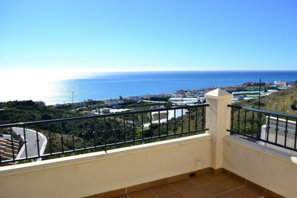 Detached Villa Torrox Málaga - image 15