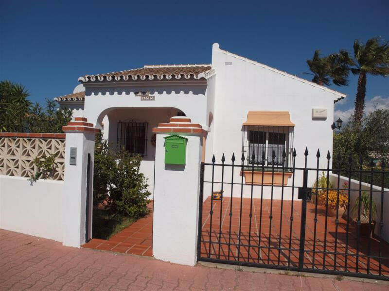 Detached Villa Torrox Málaga - image 16